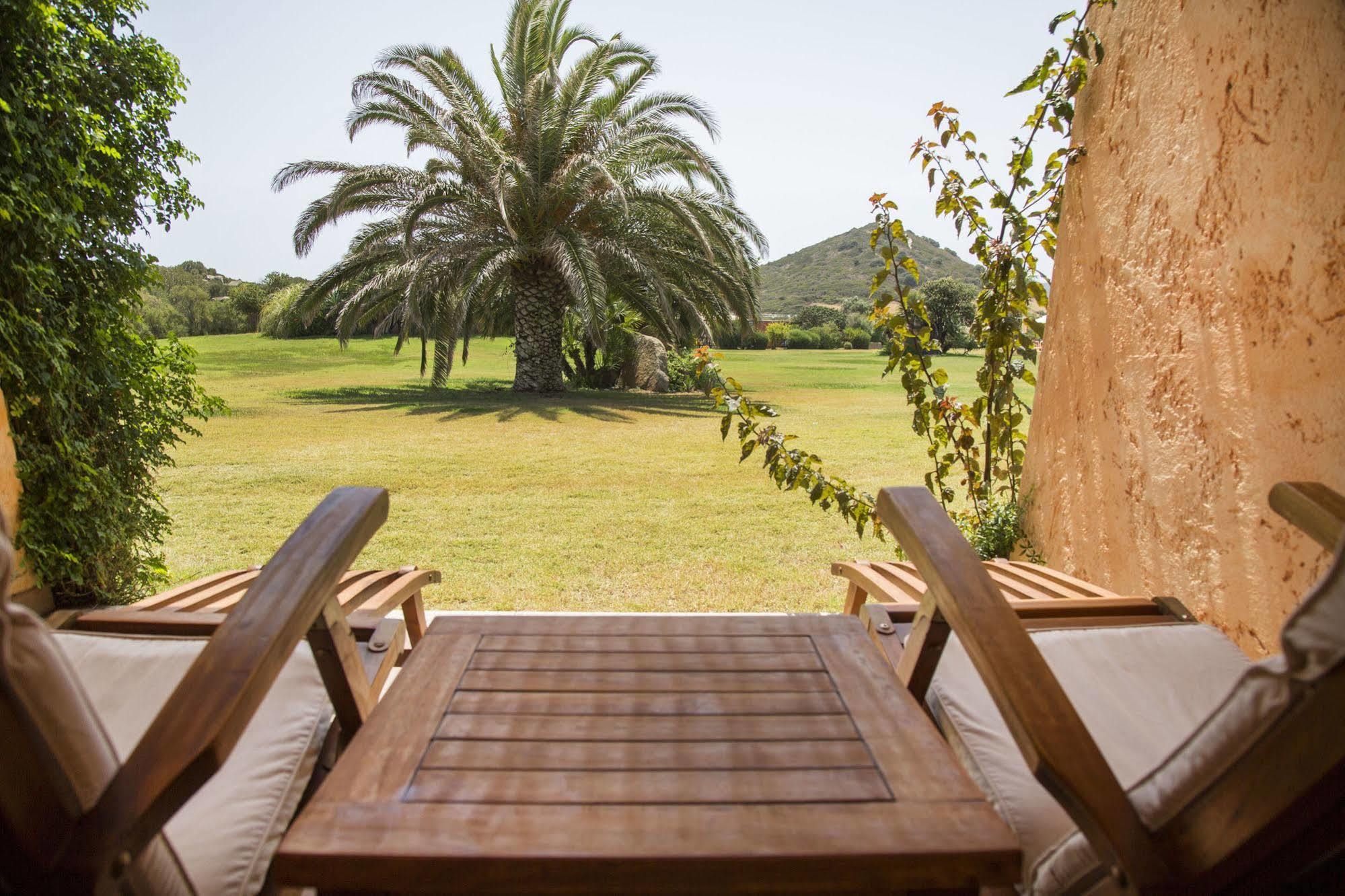 Sant'Elmo Beach Hotel Castiadas Exterior foto