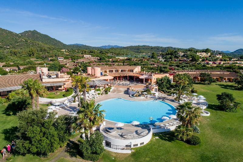Sant'Elmo Beach Hotel Castiadas Exterior foto